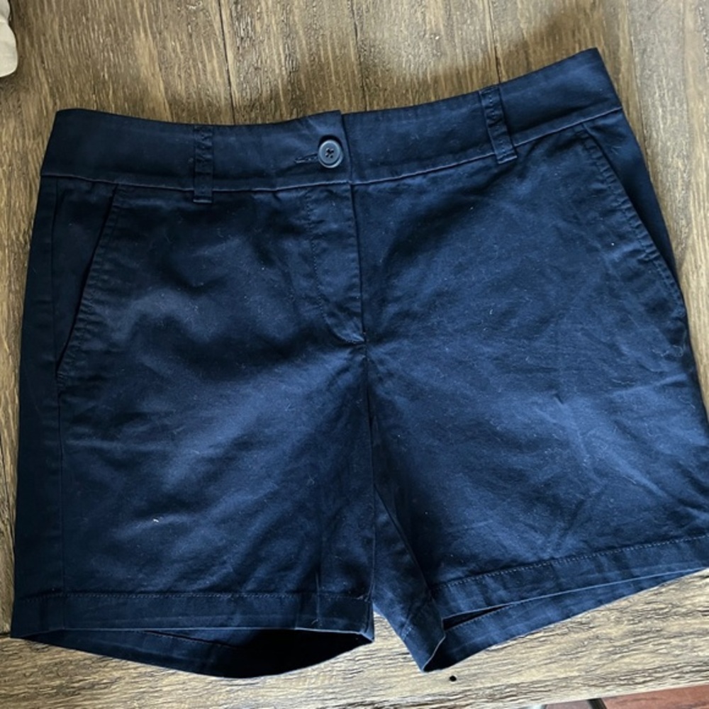 🟠NEW LOFT Shorts in Navy Sz 4